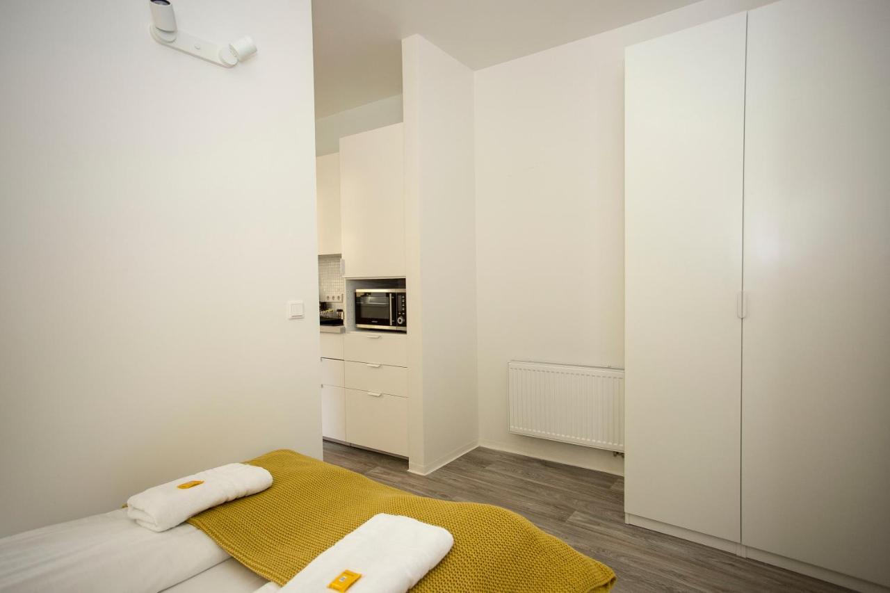 Zentral Gelegene, Helle Studio Apartments Nuremberga Exterior foto