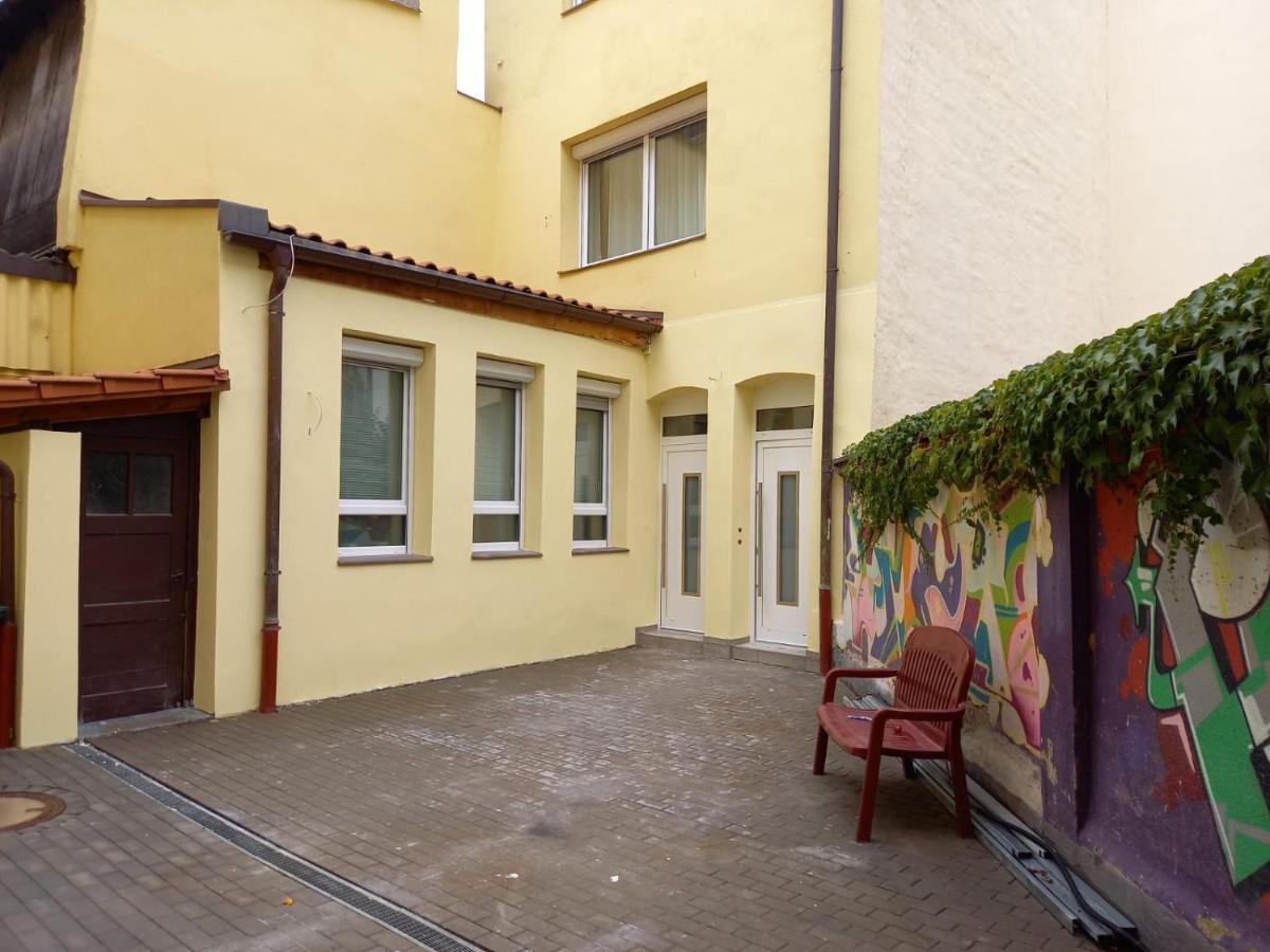 Zentral Gelegene, Helle Studio Apartments Nuremberga Exterior foto